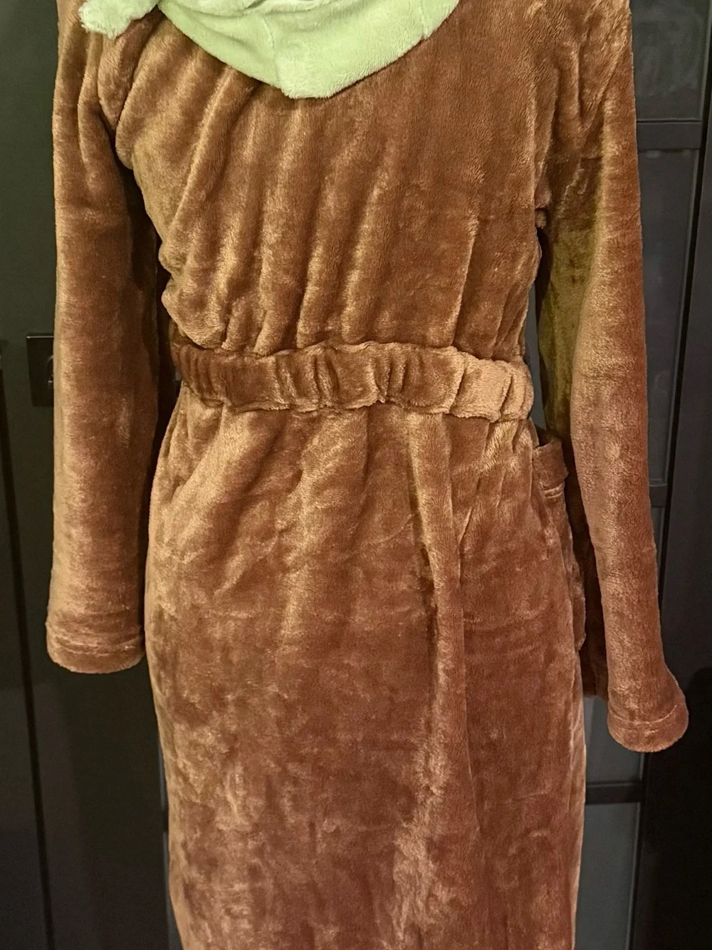 N/A cozy brown